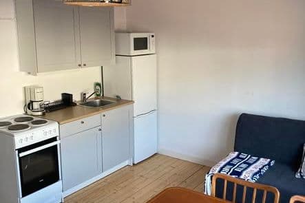 Möblerad etta på Ängö, centralt läge